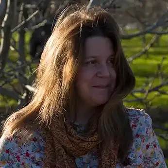 Katie Peterson headshot