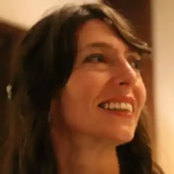 Andrea Thome headshot